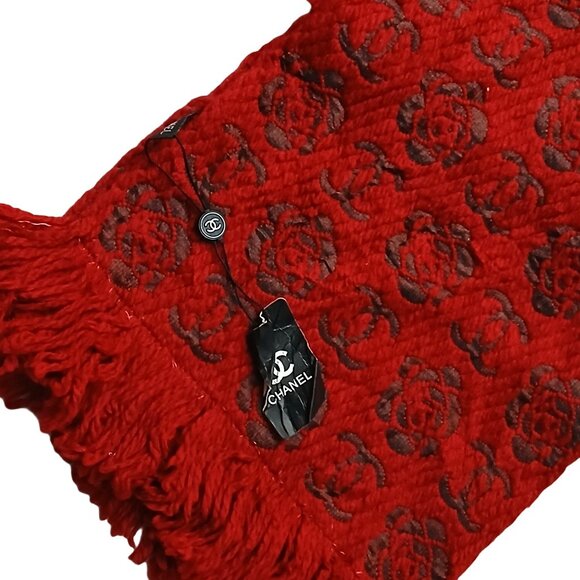 CHANEL Luxury Vintage VWT Red Rose Motif Cashmere Silk Fringed Shawl Wrap Scarf - Picture 4 of 15